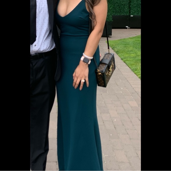 Lulu’s infinite glory forest green maxi dress - Picture 3 of 3